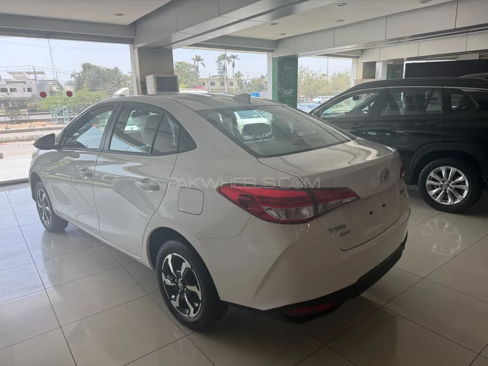 Toyota Yaris Sedan 2025 for Sale in Karachi Image-1