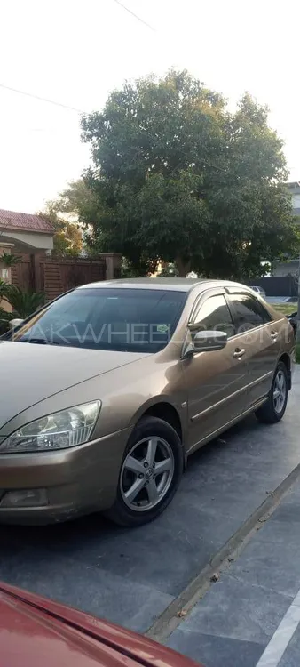 ہونڈا اکارڈ 2005 for Sale in لاہور ہونڈا اکارڈ 2005 for Sale in لاہور Image-2
