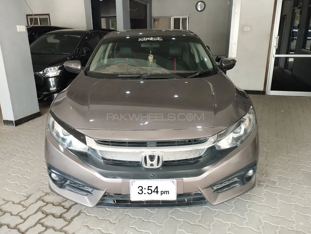 Honda Civic 2018 for Sale in Karachi Image-1