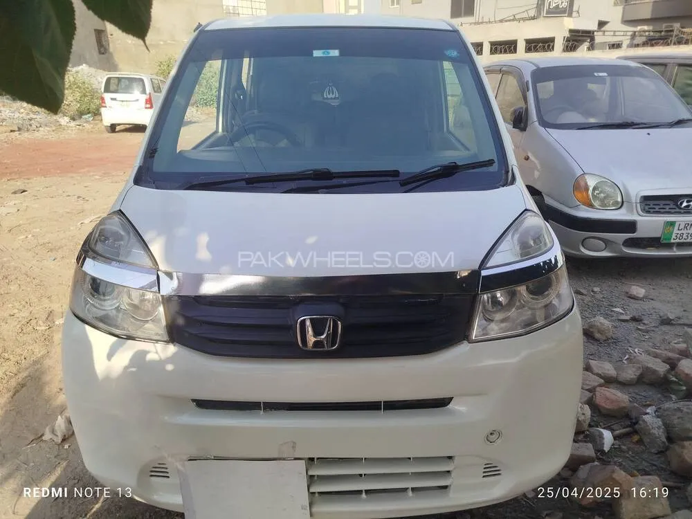 Honda Life 2011 for Sale in Lahore Image-1