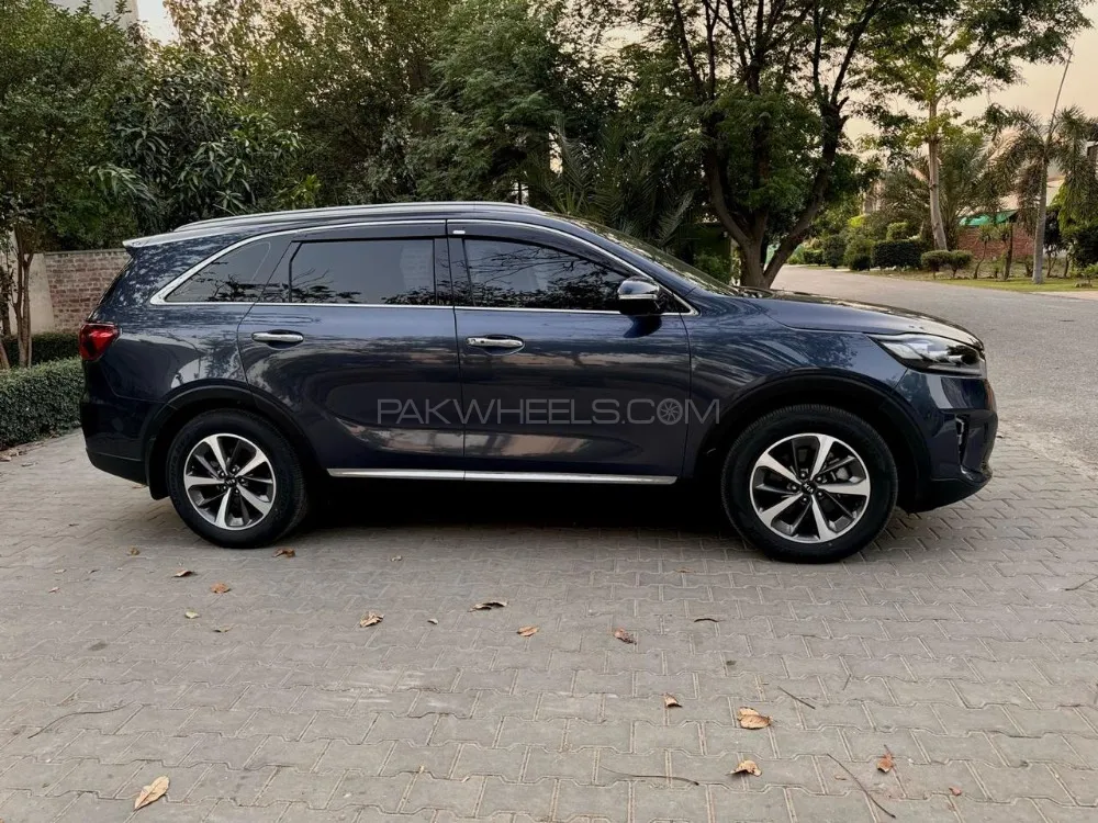 KIA Sorento 2022 for Sale in Lahore KIA Sorento 2022 for Sale in Lahore Image-4