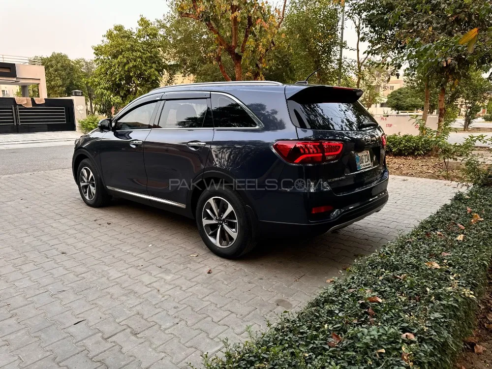 KIA Sorento 2022 for Sale in Lahore KIA Sorento 2022 for Sale in Lahore Image-6