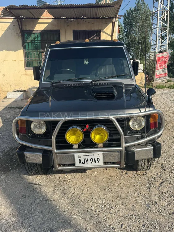 مٹسوبیشی پجیرو 1989 for Sale in اسلام آباد Image-1