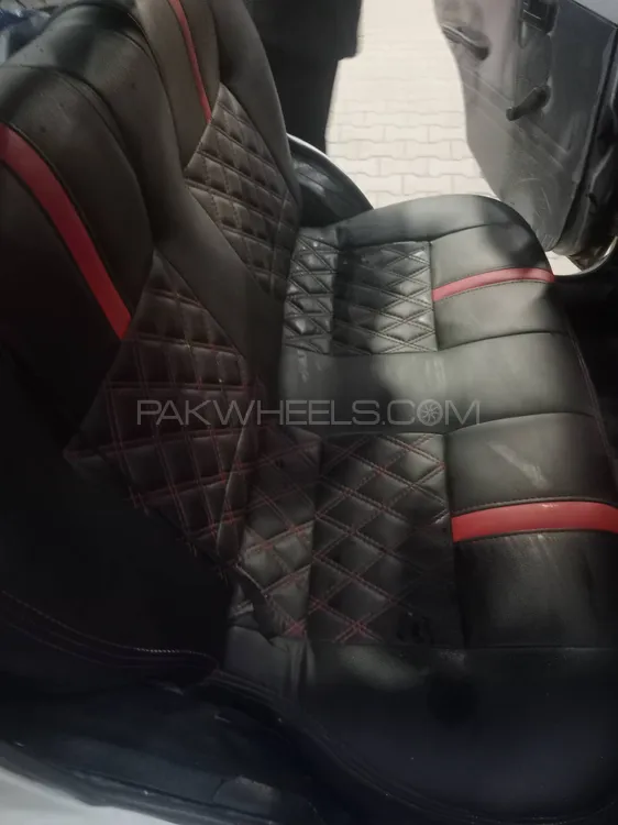 Suzuki Mehran 2017 for Sale in Lahore Suzuki Mehran 2017 for Sale in Lahore Image-8