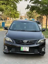 Toyota Corolla Altis SR Cruisetronic 1.6 2013 for Sale