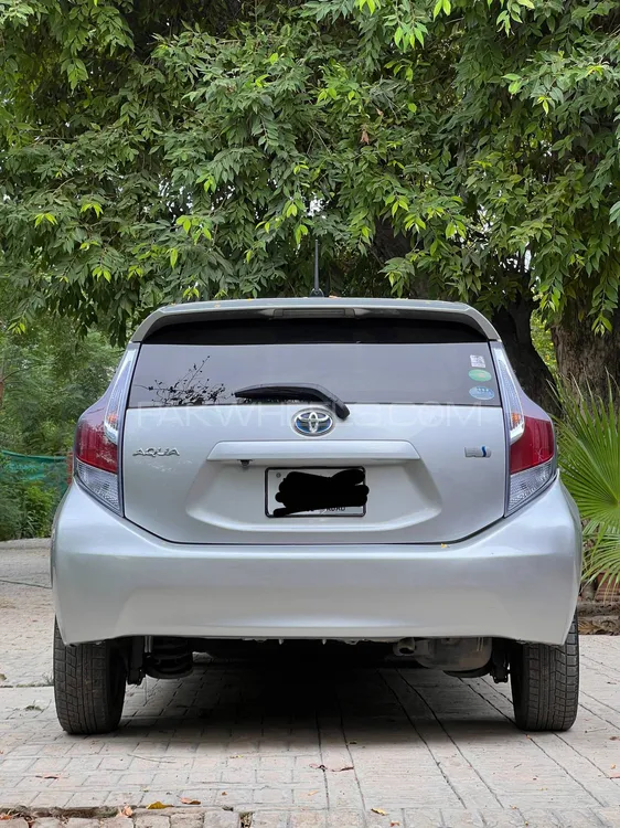 Toyota Aqua 2013 for Sale in Peshawar Image-1