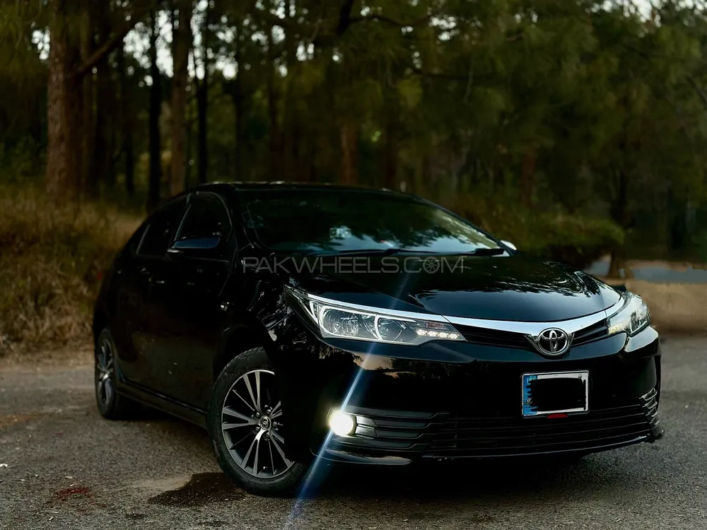 Toyota Corolla 2019 for Sale in Islamabad Image-1