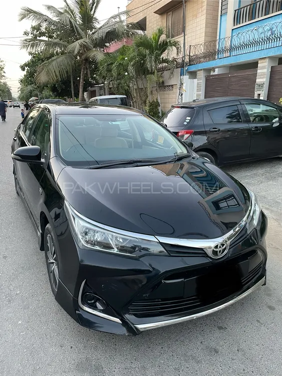 Toyota Corolla 2021 for Sale in Karachi Image-1
