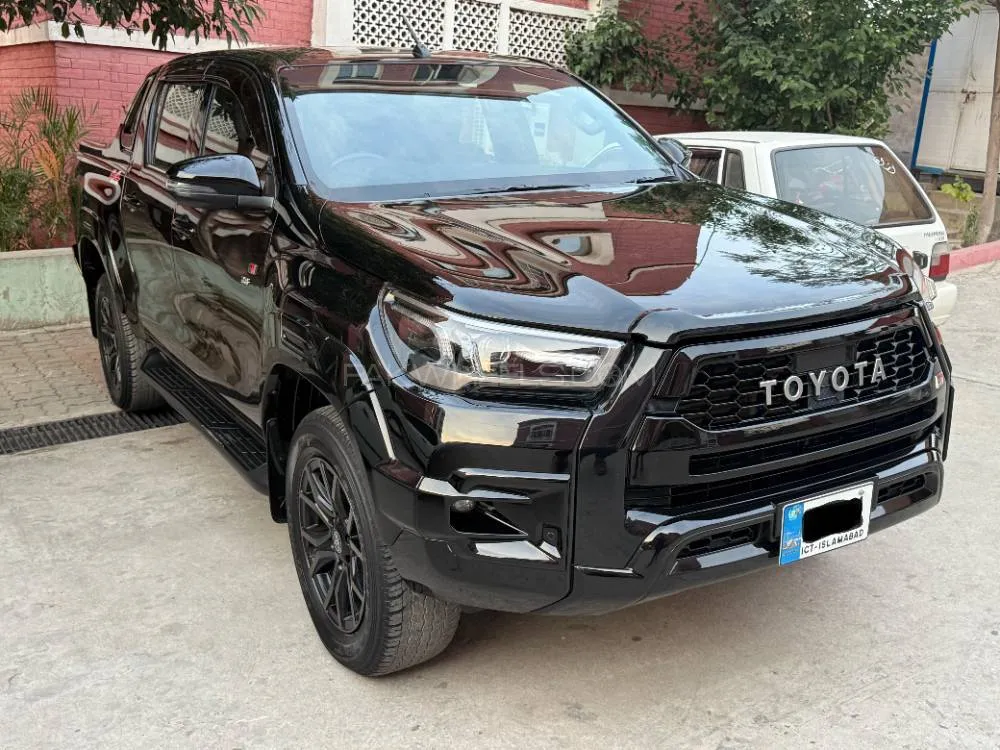 Toyota Hilux 2023 for Sale in Islamabad Image-1