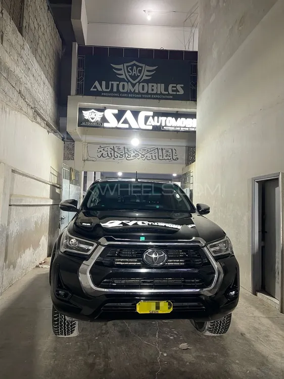Toyota Hilux 2021 for Sale in Karachi Image-1