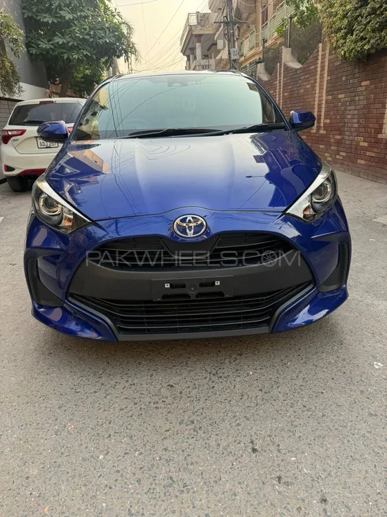 Toyota Yaris Hatchback 2022 for Sale in Lahore Image-1
