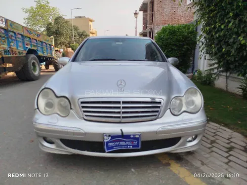 Slide mercedes benz c class c180 2 2006 120610654