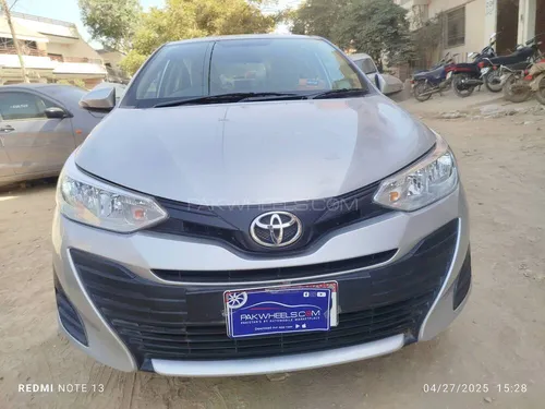 Slide toyota yaris gli cvt 1 3 2023 120666566