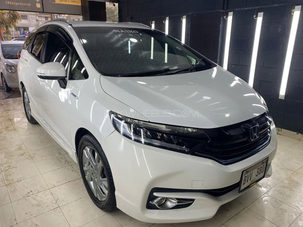 Honda Fit 2015 for Sale in Karachi Honda Fit 2015 for Sale in Karachi Image-2