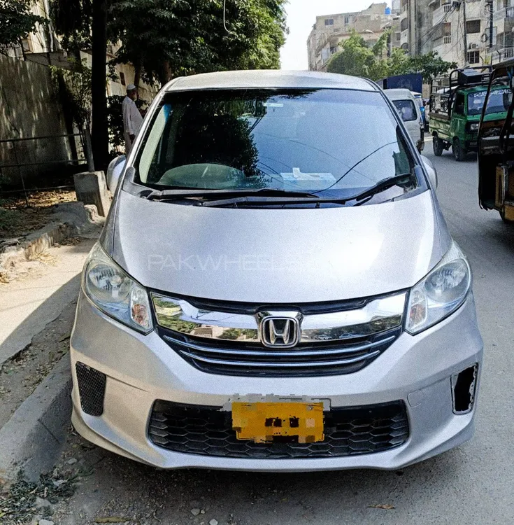 Honda Freed 2014 for Sale in Karachi Image-1