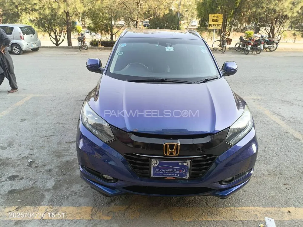 Honda Vezel 2015 for Sale in Rawalpindi Image-1