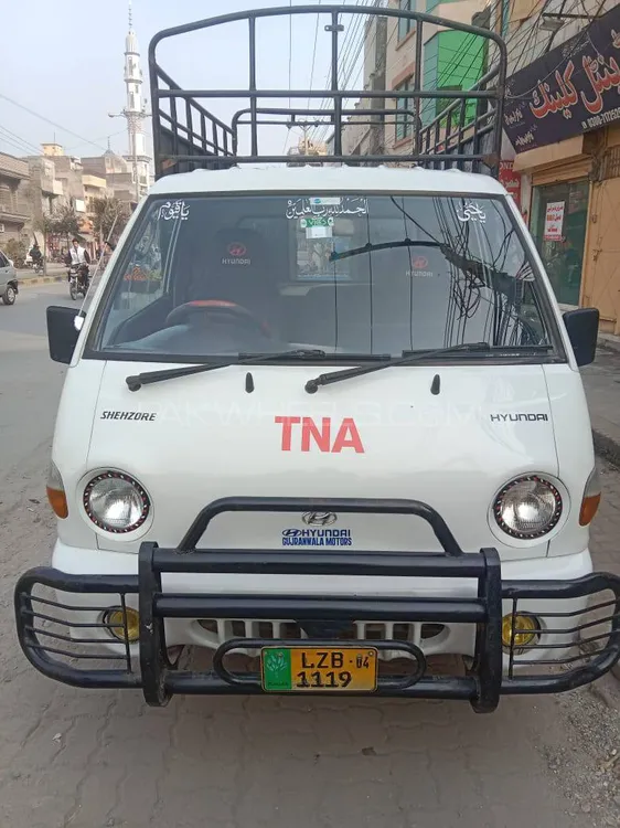 Hyundai Shehzore 2004 for Sale in Gujranwala Image-1