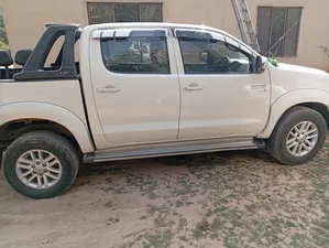 Toyota Hilux Vigo G 2014 for Sale