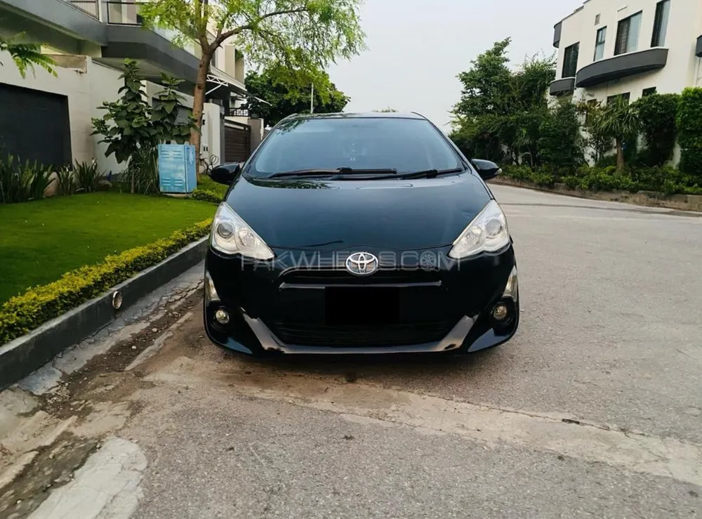 Toyota Aqua 2015 for Sale in Islamabad Image-1