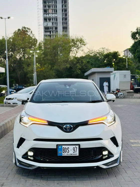ٹویوٹا سی-ایچ آر 2019 for Sale in اسلام آباد Image-1