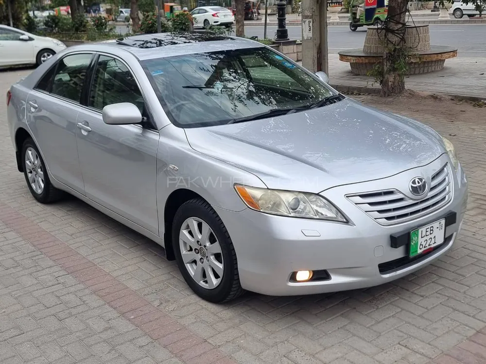 Toyota Camry 2008 for Sale in Sialkot Image-1