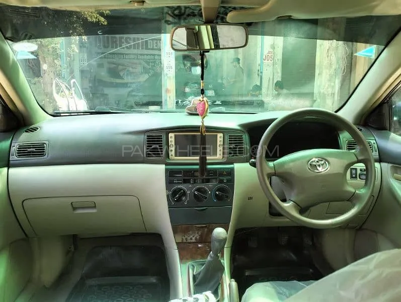Toyota Corolla 2004 for Sale in Dera ismail khan Image-1