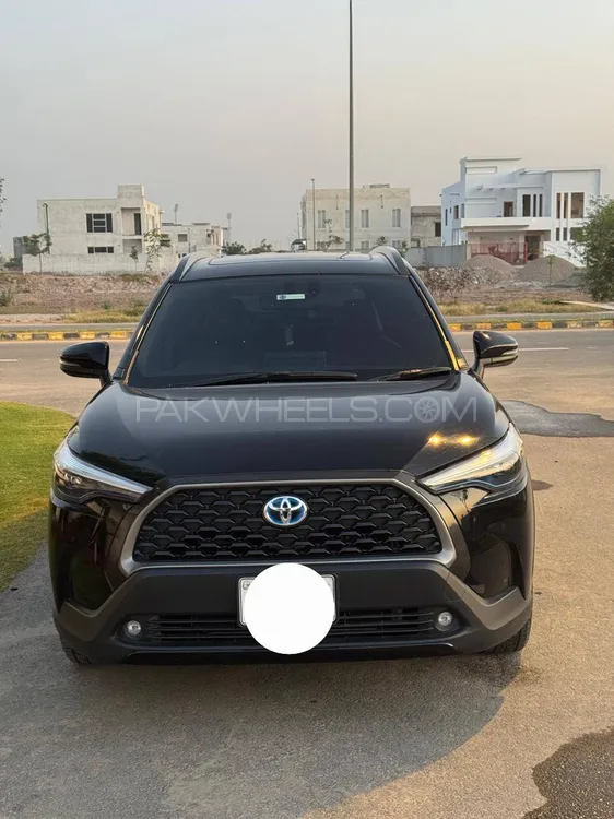 Toyota Corolla Cross 2024 for Sale in Multan Toyota Corolla Cross 2024 for Sale in Multan Image-12