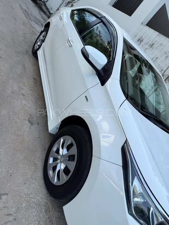 Toyota Corolla 2019 for Sale in Islamabad Image-1