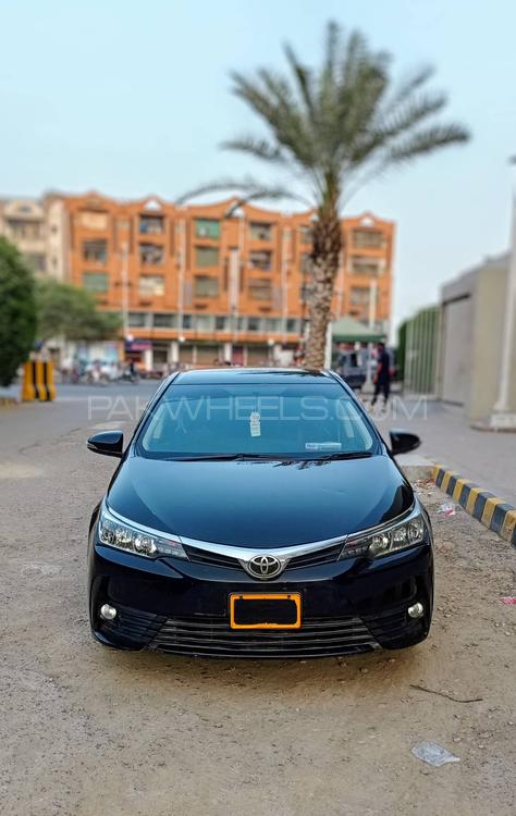 Toyota Corolla 2017 for Sale in Karachi Image-1