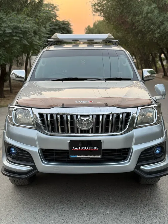 Toyota Hilux 2012 for Sale in Lahore Image-1