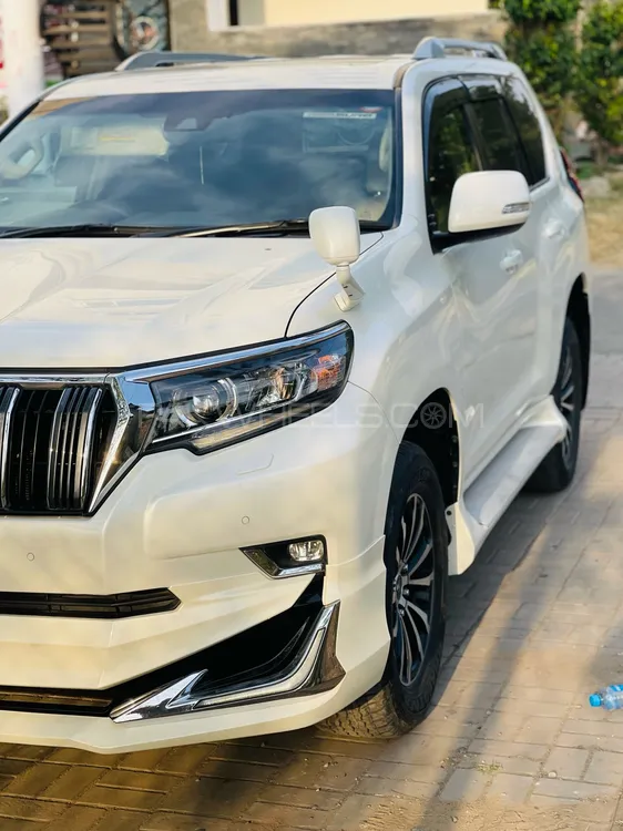Toyota Prado 2017 for Sale in Sialkot Image-1