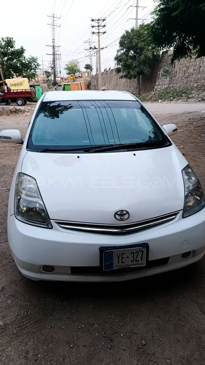 Toyota Prius 2007 for Sale in Islamabad Image-1