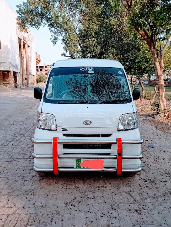 Daihatsu Hijet 2017 for Sale in Faisalabad Image-1