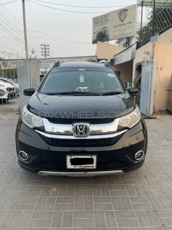 Honda BR-V 2017 for Sale in Lahore Image-1