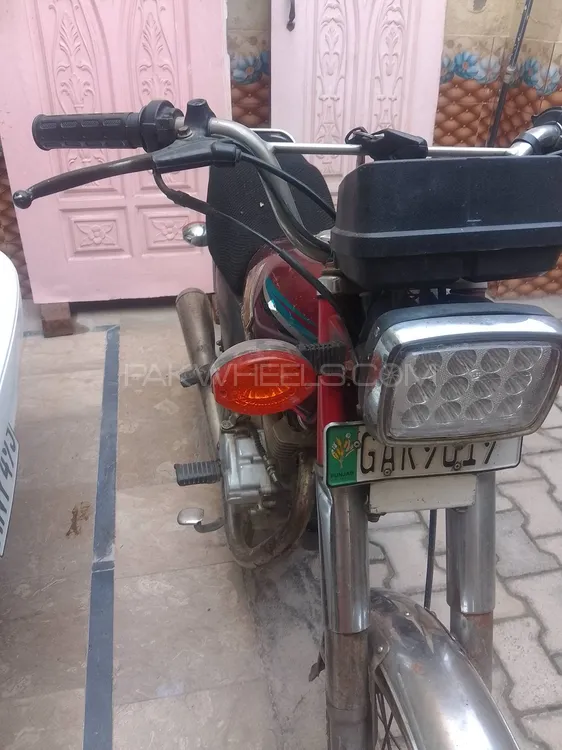 Honda CG 125 2017 for Sale Honda CG 125 2017 for Sale Image-2