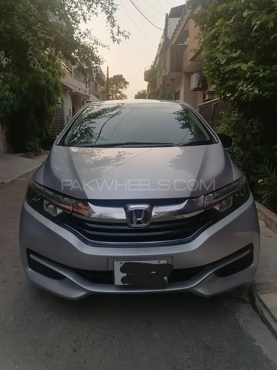 Honda Fit 2015 for Sale in Lahore Image-1