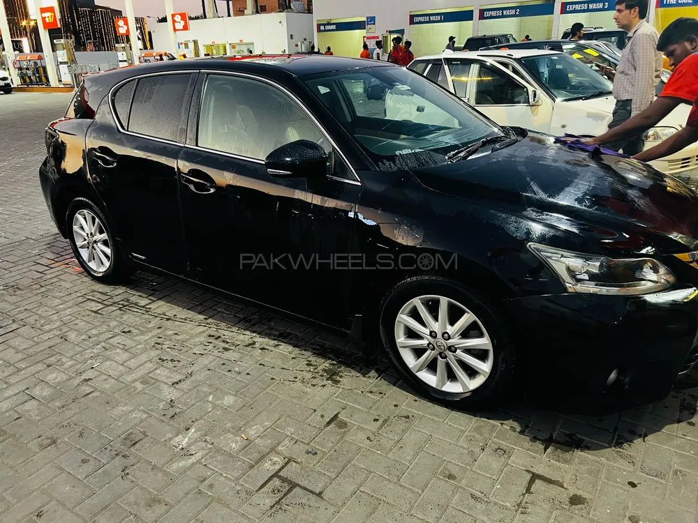 Lexus CT200h 2011 for Sale in Lahore Image-1