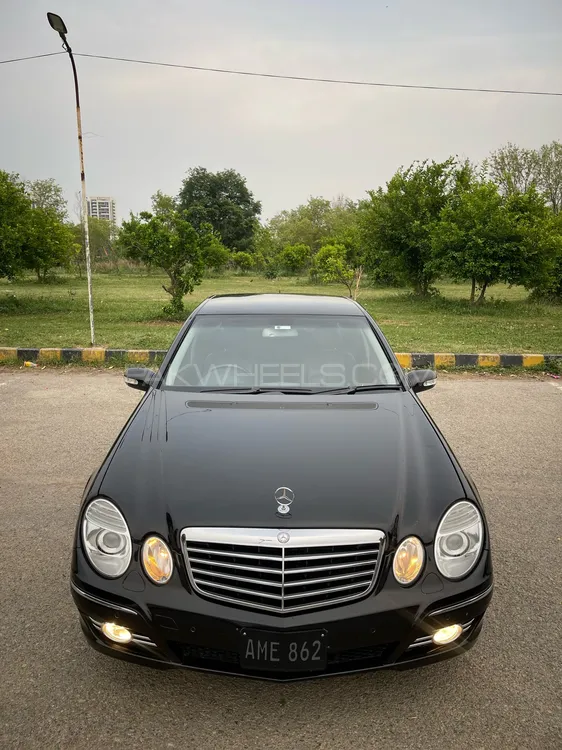 Mercedes Benz E Class 2004 for Sale in Islamabad Image-1