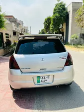 Suzuki Swift DLX 1.3 2013 for Sale