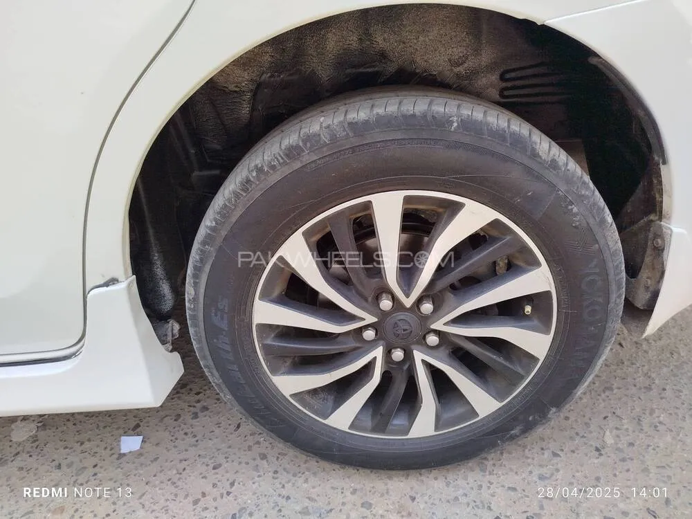 Toyota Corolla 2018 for Sale in Karachi Toyota Corolla 2018 for Sale in Karachi Image-14