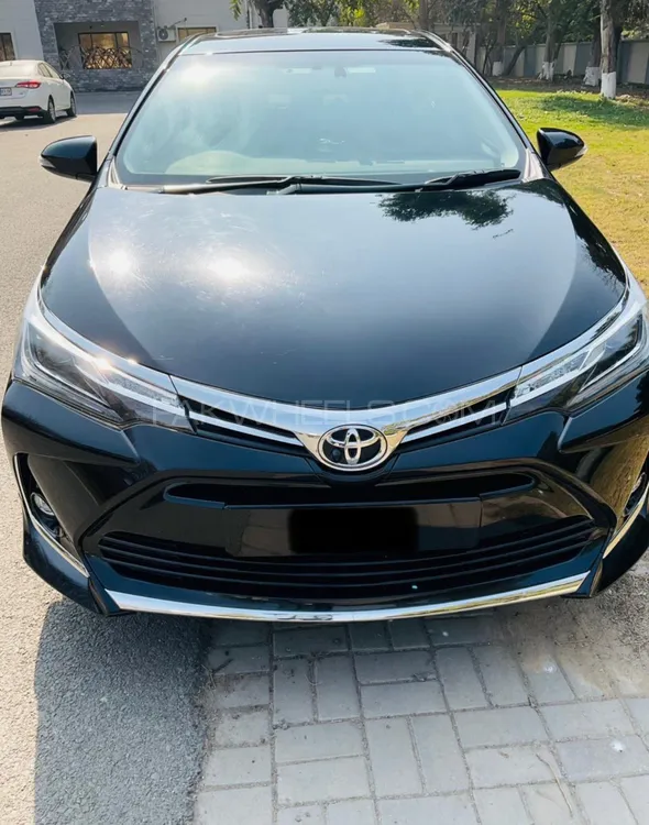 Toyota Corolla 2023 for Sale in Lahore Image-1