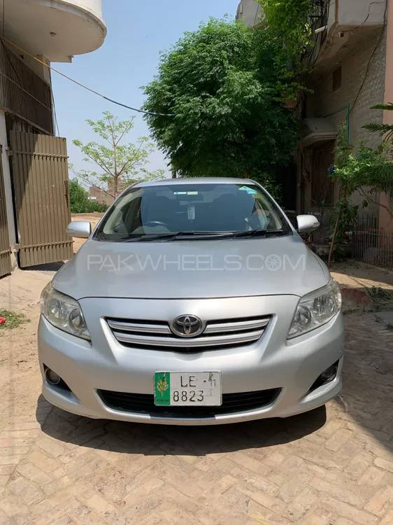 Toyota Corolla 2011 for Sale in Faisalabad Image-1