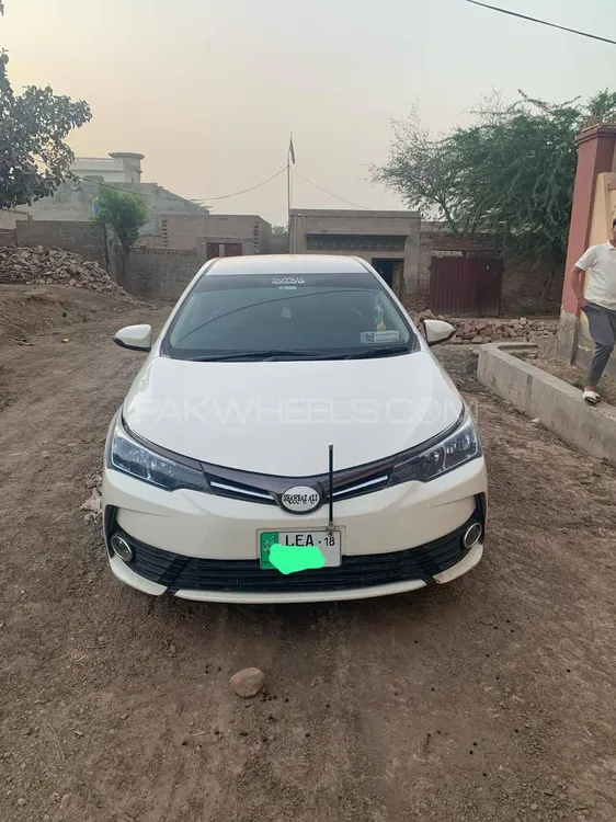 ٹویوٹا کرولا 2018 for Sale in چنیوٹ Image-1