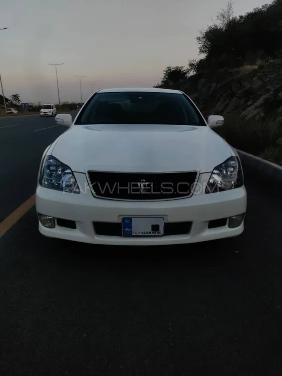 Toyota Crown 2007 for Sale in Islamabad Image-1