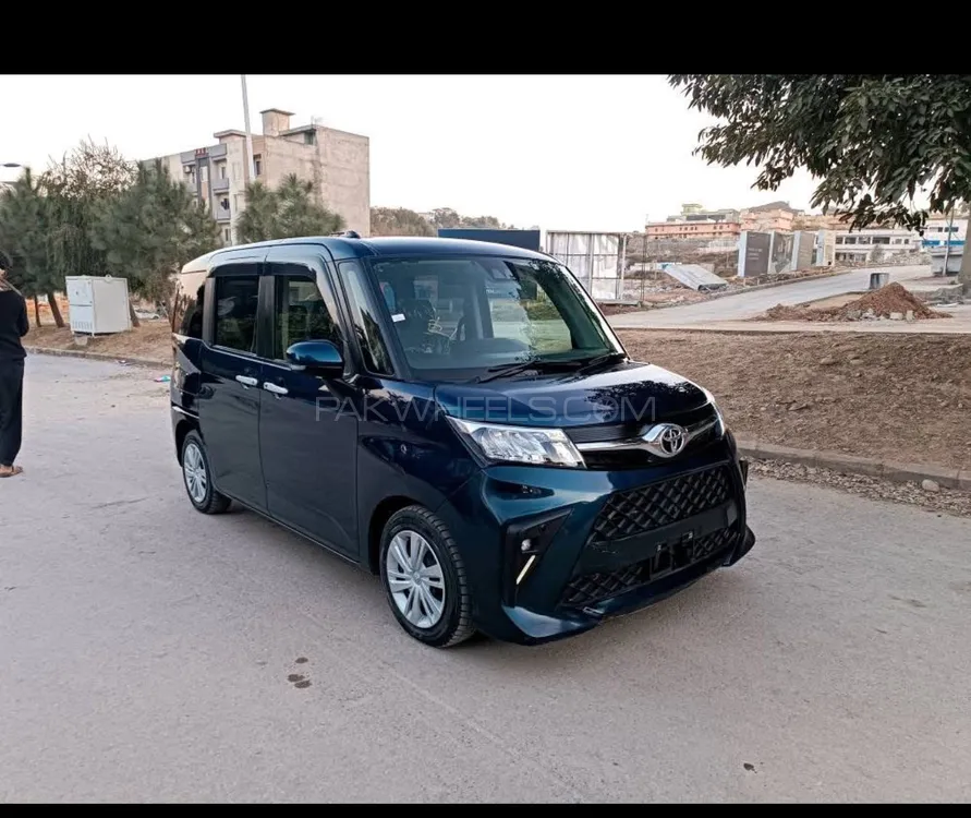 Toyota Roomy 2020 for Sale in Islamabad Image-1