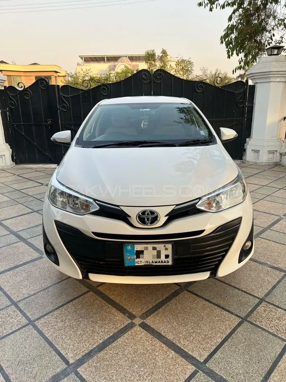 Toyota Yaris Sedan 2022 for Sale in Lahore Image-1