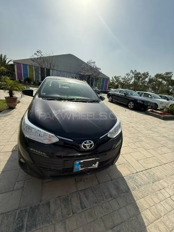 Toyota Yaris Sedan 2021 for Sale in Islamabad Image-1