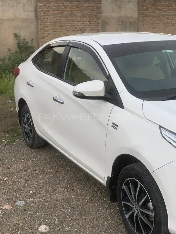 ٹویوٹا یارس سیڈان 2021 for Sale in پشاور Image-1