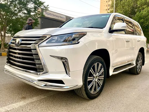 Slide lexus lx series lx570 2016 120867430