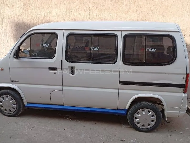 FAW X-PV 2021 for Sale in Lahore Image-1